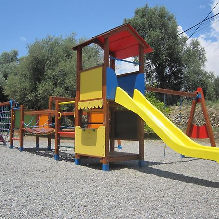Camping Orgiva Luaran gambar