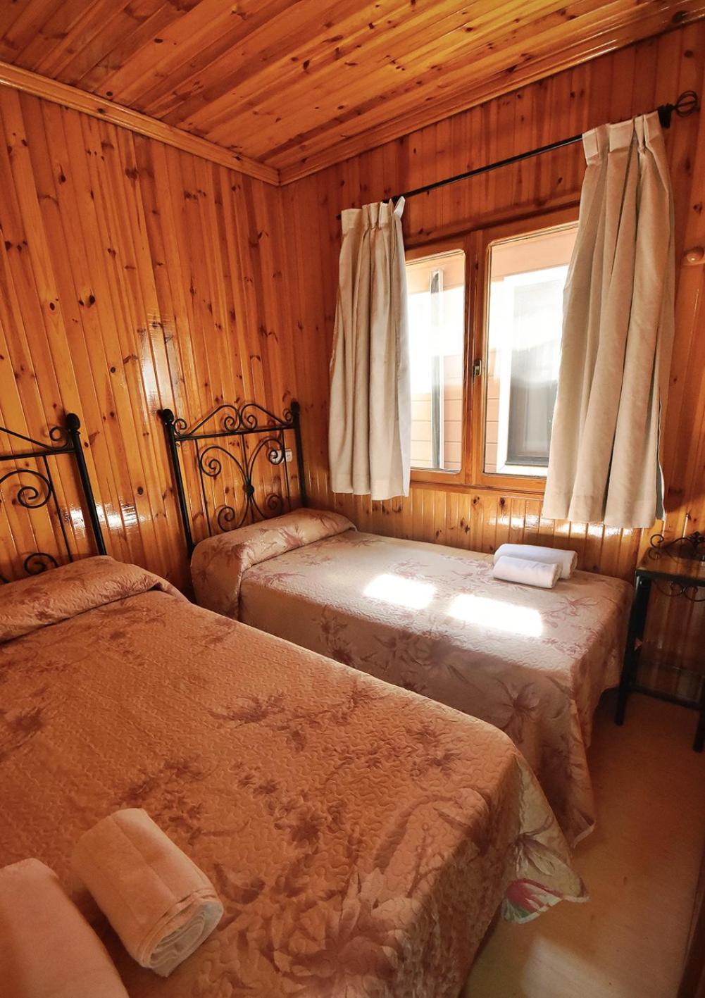 Camping Orgiva Luaran gambar