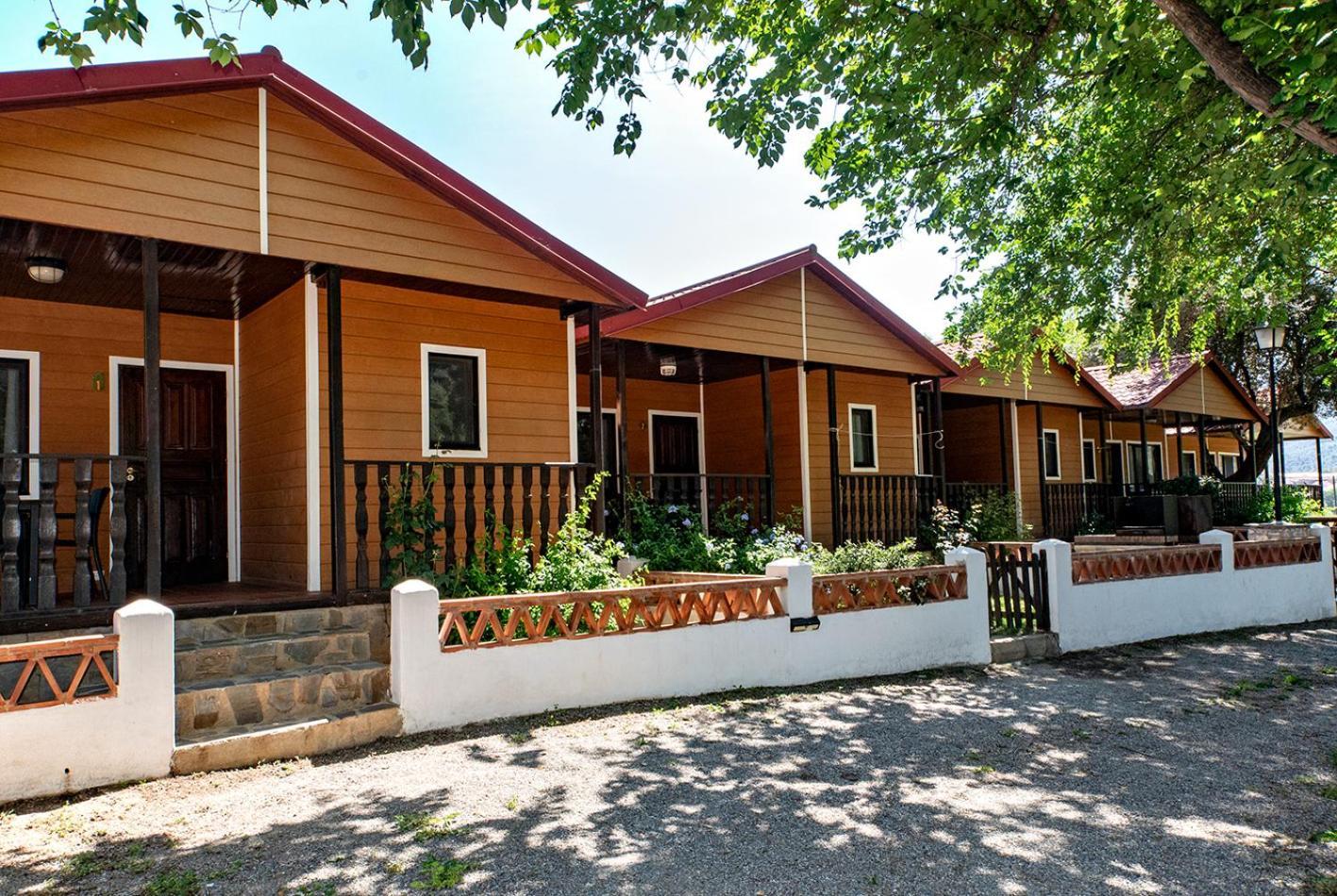 Camping Orgiva Luaran gambar
