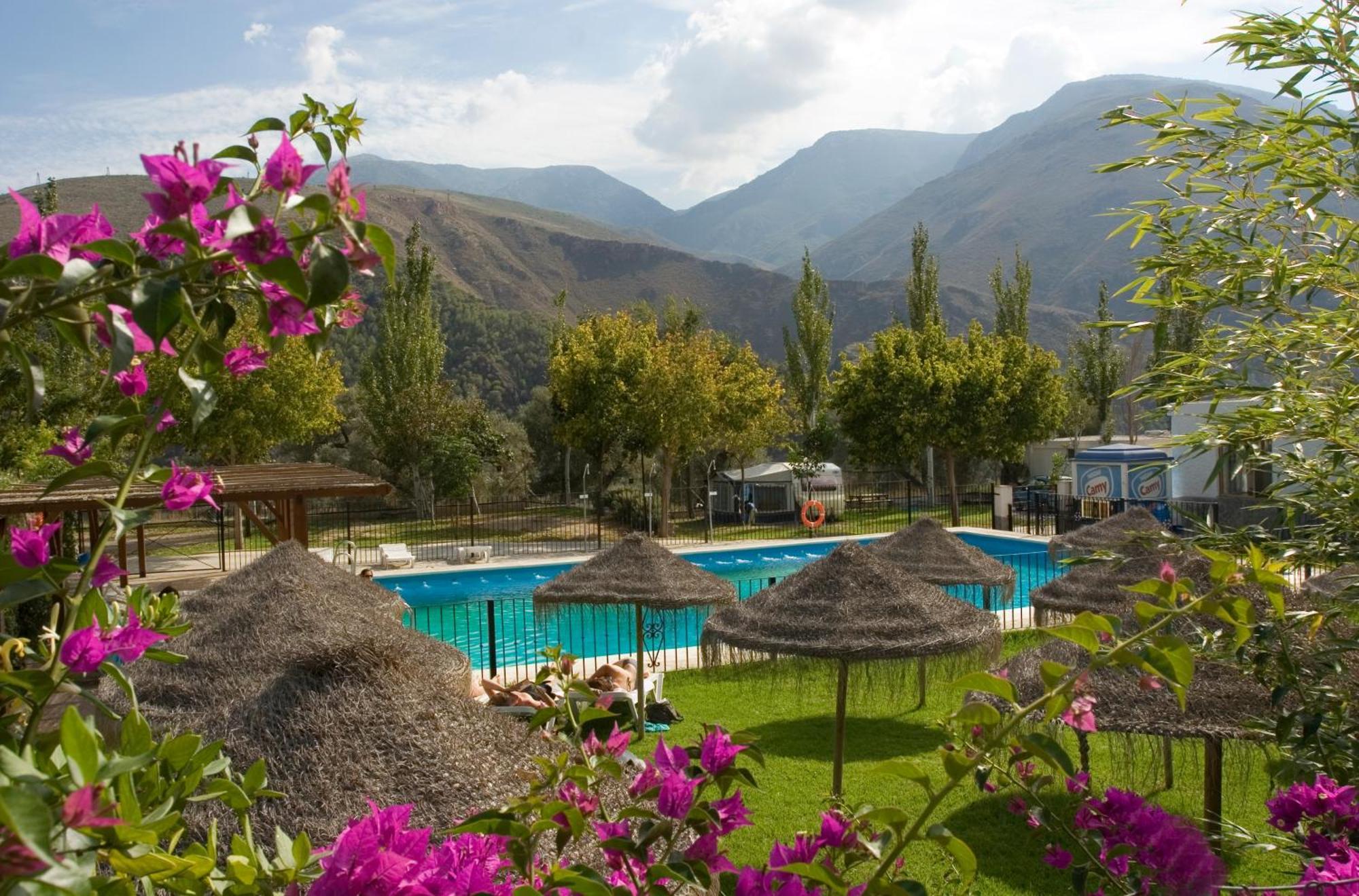 Camping Orgiva Luaran gambar